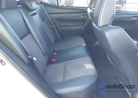 2018 Toyota Corolla Se z USA, uszkodzony, nr VIN 5YFBURHE2JP782973